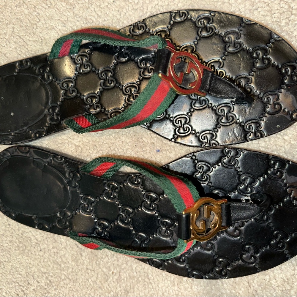 Gucci Black and Red-Green Sandals